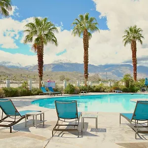 Resort Hampton & Cathedral